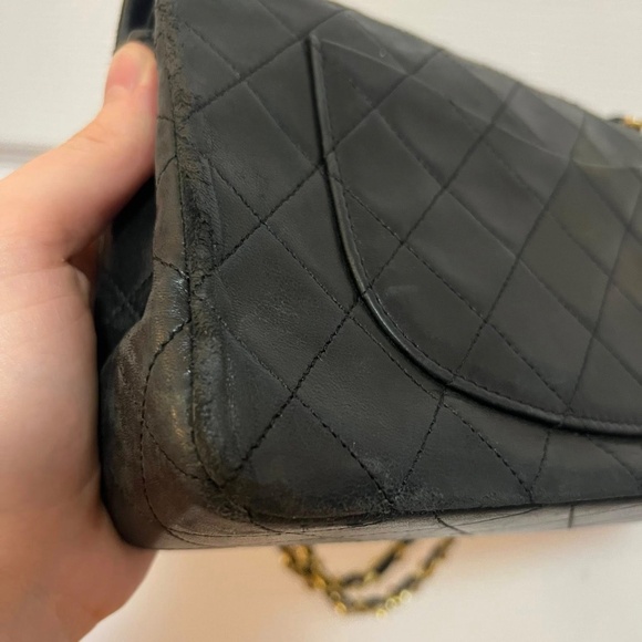 *SOLD* Vintage Chanel Small Double Flap in Black with Gold Hardware - Picture 13 of 15